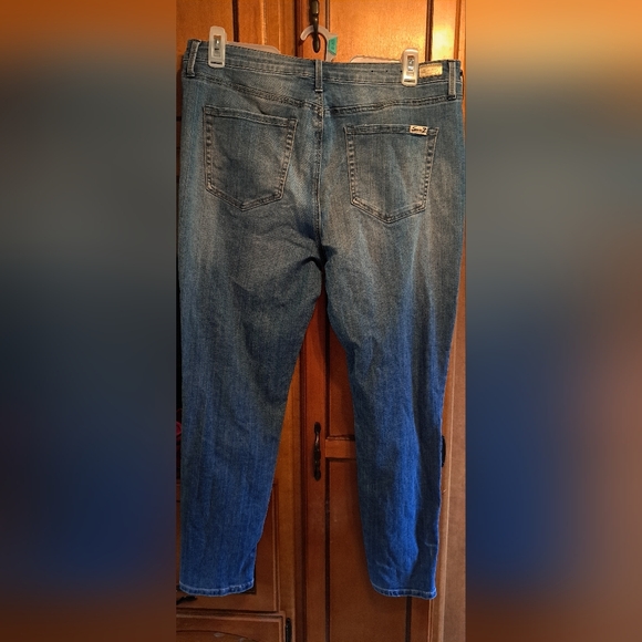 Ladies Seven7 Pearl Embellished Mid Rise Skinny Jeans Limited Edition Size 16 - Picture 4 of 9